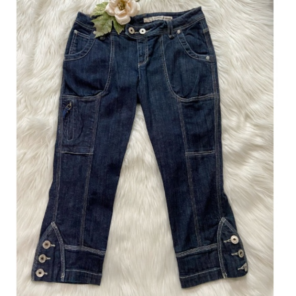 DKNY Capri Jeans size 8 - Picture 2 of 8